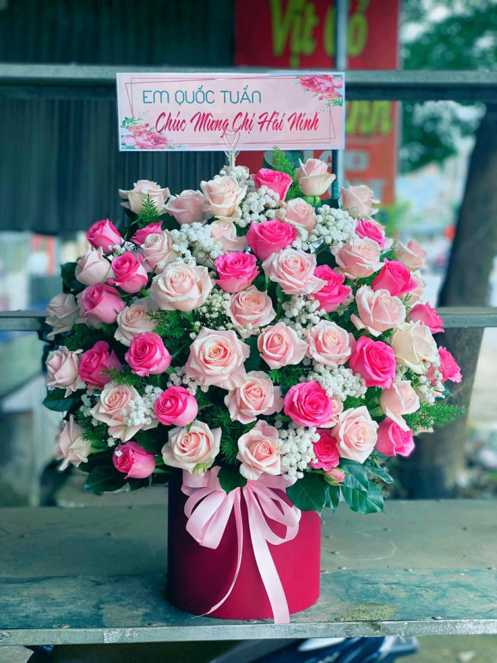 Giỏ hoa hồng tặng sinh nhật tại shop hoa tươi huyện Mỏ Cày Bắc, tỉnh Bến Tre 