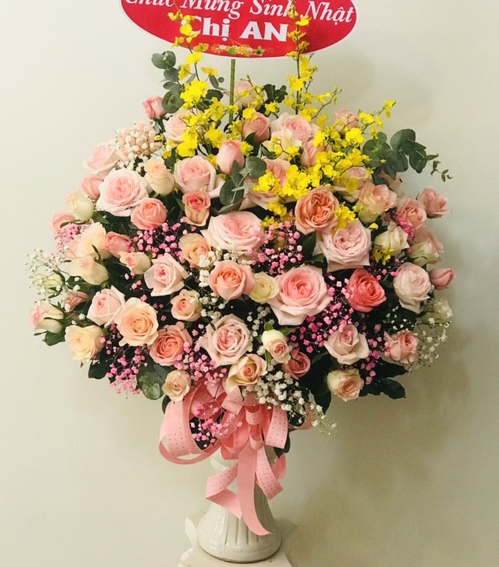 Mẫu hoa sinh nhật tại shop hoa tươi Giồng Riềng, Kiên Giang