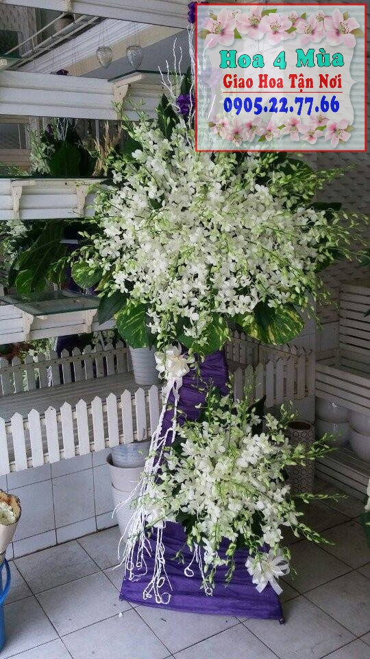 Mẫu hoa chia buồn tại shop hoa tươi Giồng Riềng, Kiên Giang