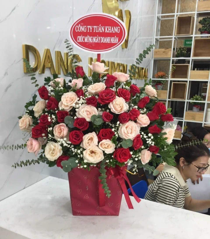 Dịch vụ giao hoa tận nơi tại huyện Mang Thít, tỉnh Vĩnh Long 