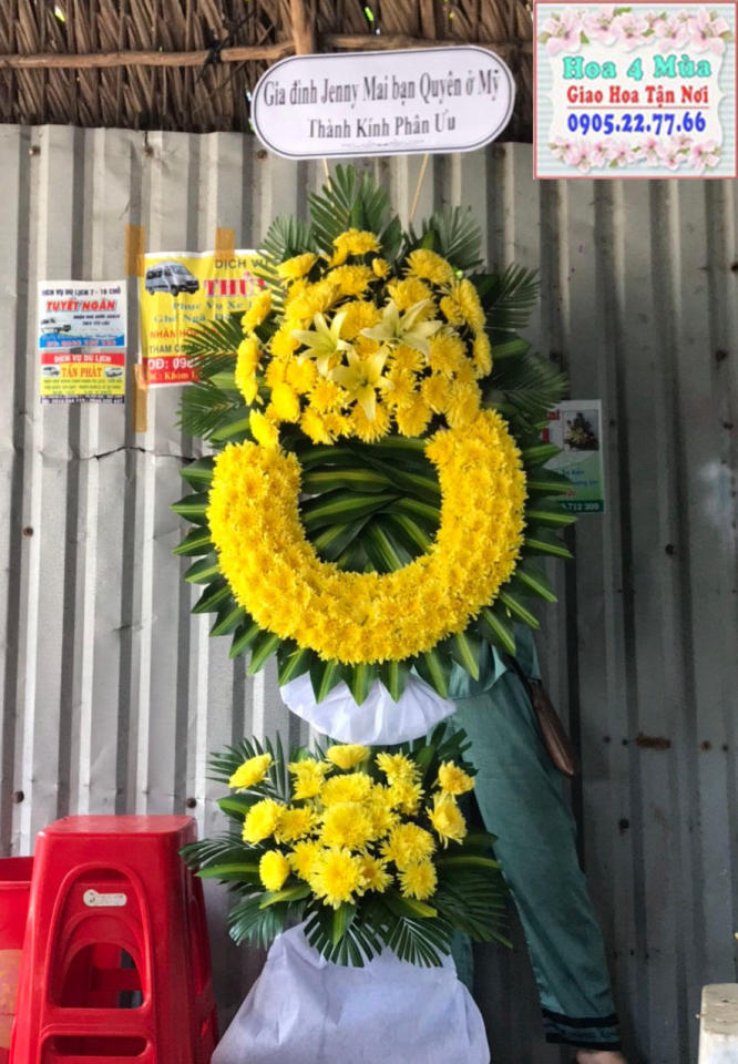 Hình ảnh kệ hoa chia buồn có mặt tại tiệm hoa Huyện Châu Phú, An Giang 