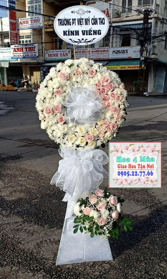 Mẫu hoa chia buồn tại Shop hoa tươi Phủ Lý, Hà Nam
